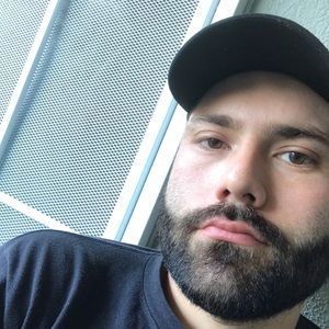 Meet your Posher, Alvaro